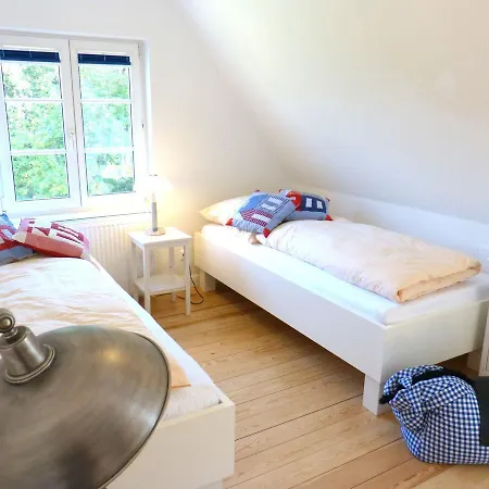 *koggenhues* * Norddorf